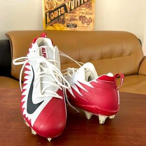 NWOT NIKE CLEATS SHOES ALPHA MENACE